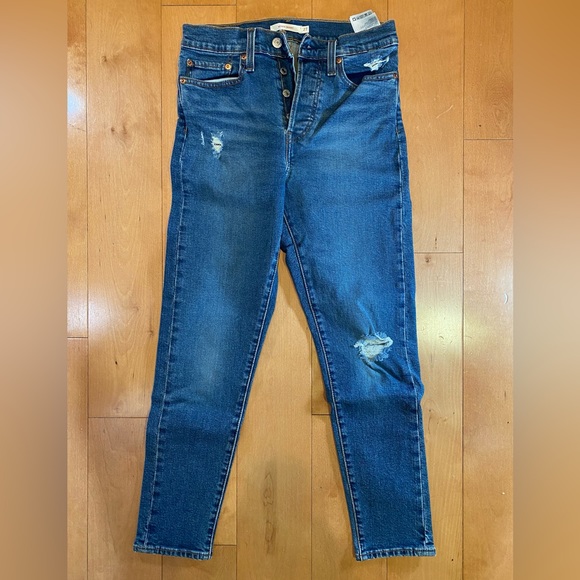 Levi’s Wedgie Skinny Jeans - Picture 1 of 2